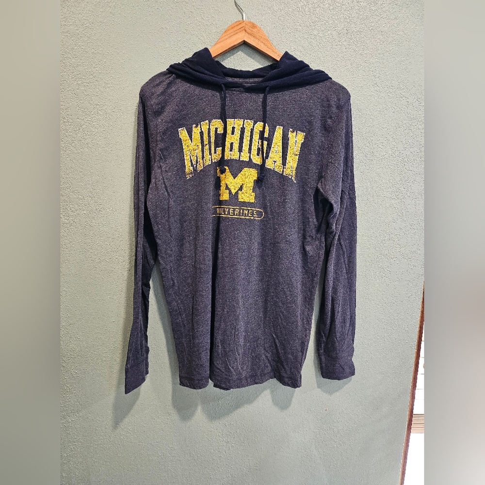Michigan Wolverines Long Sleeve Hooded Shirt
